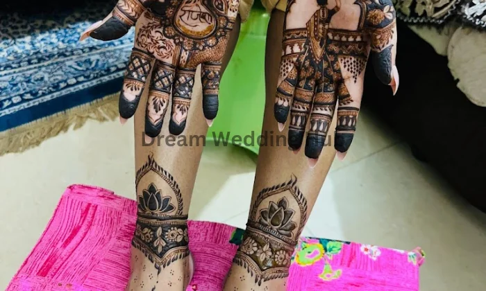 Mukesh mehendi artist